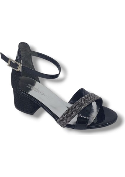 170 Kız Çocuk Siyah Taşlı Bantlı Topuklu Ayakkabı fırsatları