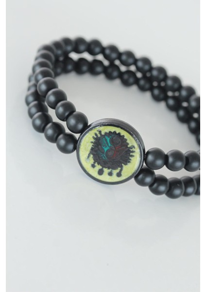 Sarı Renkli Metal Üzerine Osmanlı Arma Figürlü Siyah Renk Çift Sıra Doğal Taş Erkek Bileklik fiyatları