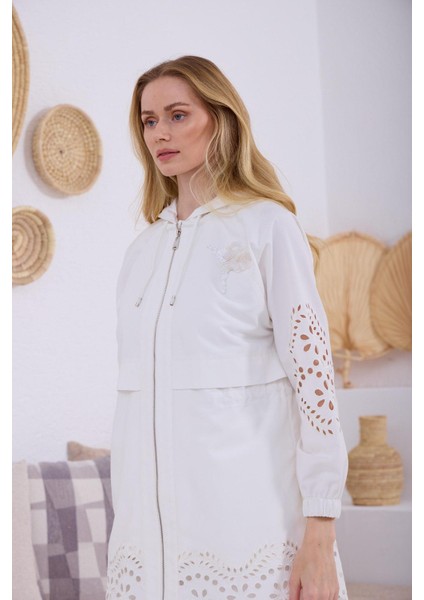 Brode Nakışlı Kapşonlu Trench fiyatları