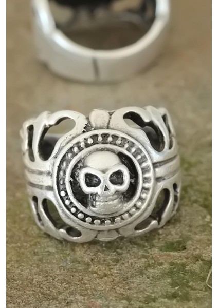 Eskitme Gümüş Renk Metal Kuru Kafa Tasarım Ayarlamalı Erkek Yüzük