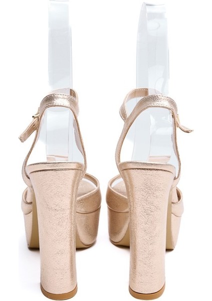 Bilekten Bantlı Platformlu Kadın Topuklu Ayakkabı fırsatları