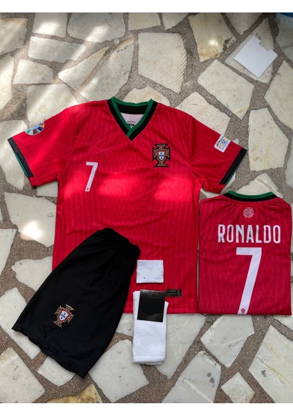 Cristiano Ronaldo Portekiz Milli Takım Kırmızı-Siyah Çocuk Alt Üst Takımı T-Shrt 4 Parça
