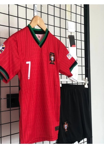 Cristiano Ronaldo Portekiz Milli Takım Dünya Kupası Kırmızı-Siyah Çocuk Alt Üst Takımı T-Shrt 4 Parça