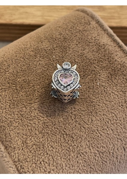 925 Ayar Gümüş Cahrm Pembe Kalp Detaylı Parlak Zirkon Taşlı Gümüş Charm