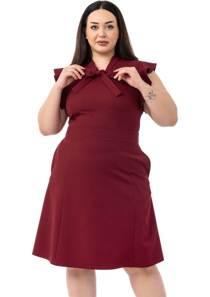Büyük Beden Yakası Fularlı Kolları Volanlı Midi Bordo Elbise