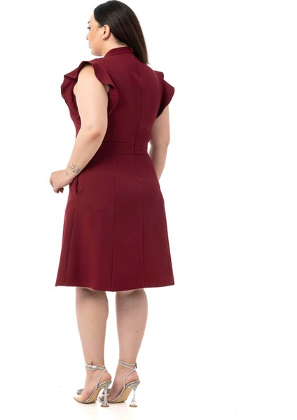 Büyük Beden Yakası Fularlı Kolları Volanlı Midi Bordo Elbise