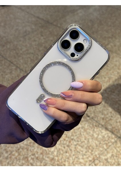 iPhone 15 Pro Max Uyumlu Sararmaz Sert Mika Magsafe Pırlanta Taşlı Şeffaf Kılıf modelleri