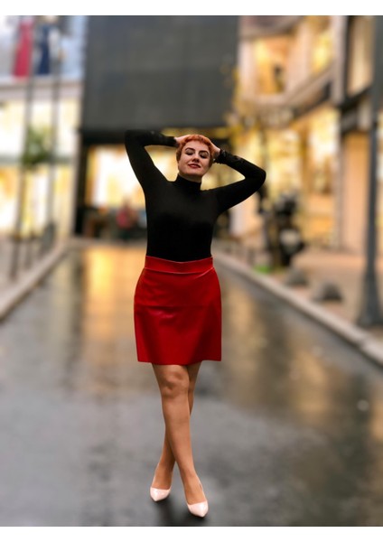 Deri Mini Şortlu Etek