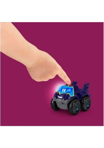 HML25 Fisher-Price® Batwheels™ Işıklı Yarışçılar fırsatları