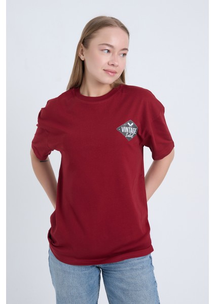 Kadın Oversize Baskılı T-Shirt Bordo Vintage Label indirimleri