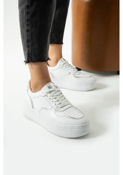 Jega Kadin Hakiki Deri Bagcikli Beyaz Sneaker