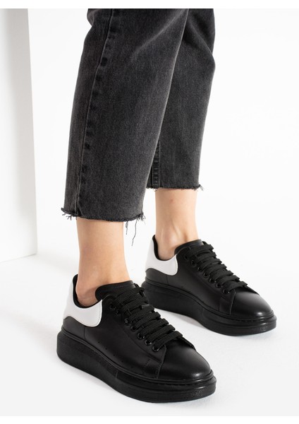 Guinas Kadin Hakiki Deri Bagcikli Siyah Beyaz Sneaker fiyatları
