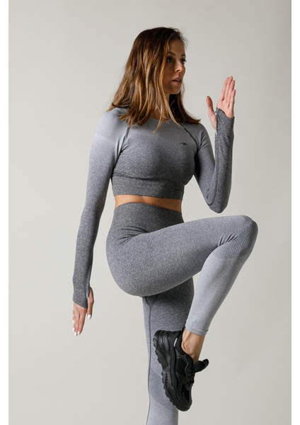 SlimFit Kadın Bisiklet Yaka Uzun Kol Siyah Crop Top 816020 indirimleri