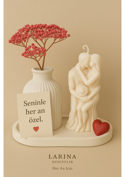 Romantik El Yapımı Sarılır Çift Figürlü Mum – Dekoratif Sevgiliye Hediye | Larina Hediyelik