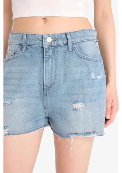 Yüksek Bel Yırtık Detaylı Jean Şort indirimleri