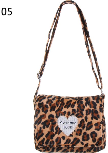 No.5 Tarzı Kadın Tote Çantaları Tüylü Kalp Desen Peluş Yumuşak Koltuk Altı Omuz Çantası Rahat Yumuşak Çapraz Çanta Kavrama El Çantası (Yurt Dışından)