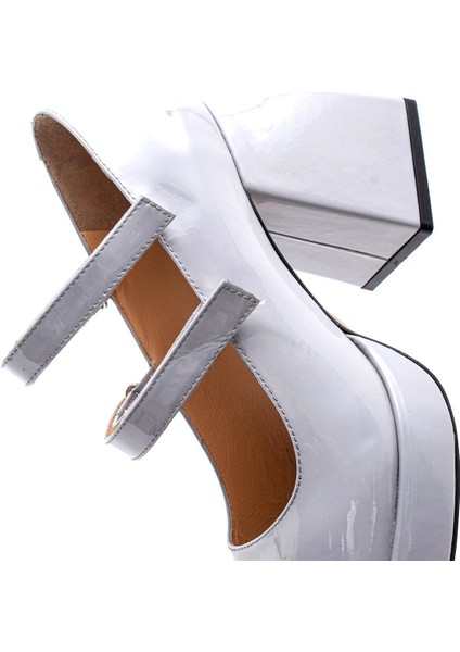 Penelope Gri Rugan Kadın Platform