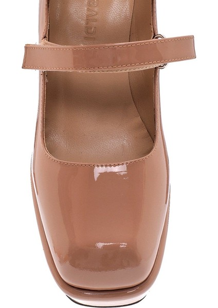 Penelope Frappe Rugan Kadın Platform modelleri