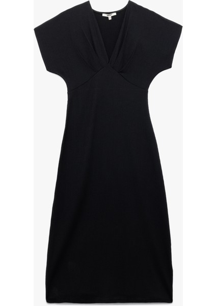 Bürümcük Kumaş Dokulu Kısa Kollu Uzun V Yaka Elbise