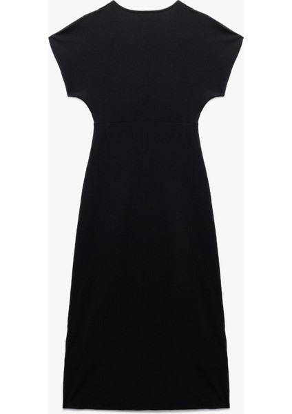 Bürümcük Kumaş Dokulu Kısa Kollu Uzun V Yaka Elbise fiyatları