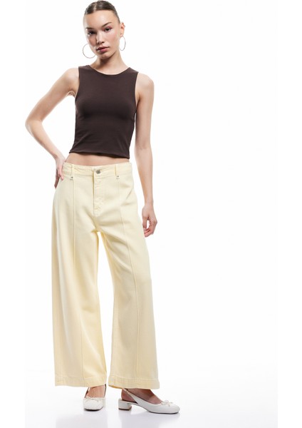 Cep Detaylı Yüksek Bel Geniş Paça Pantolon