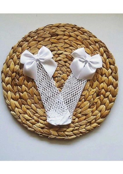 Beyaz Fileli Diz Altı Fiyonklu Kız Çocuk Çorap