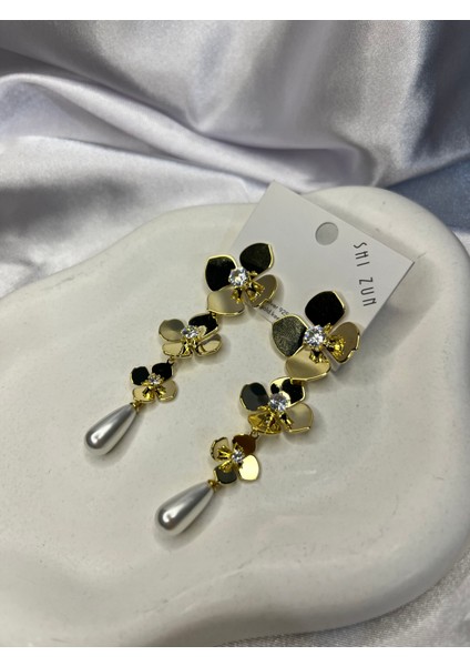 Gold Kaplama Incili Çiçek Küpe – Şık ve Zarif Tasarım modelleri