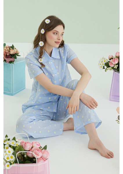 Mavi Papatyalı Önden Düğmeli Pijama Takımı