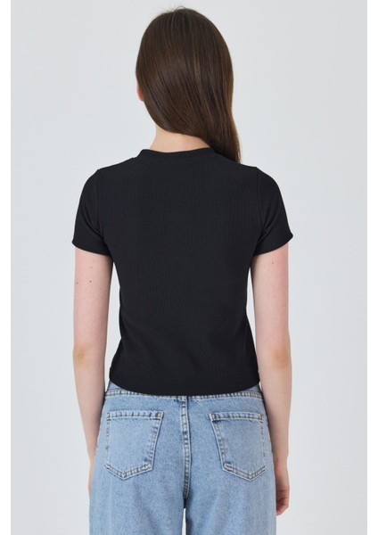 Siyah Inci Kurdele Işlemeli Crop Slim Fit Tişört 2229 indirimleri
