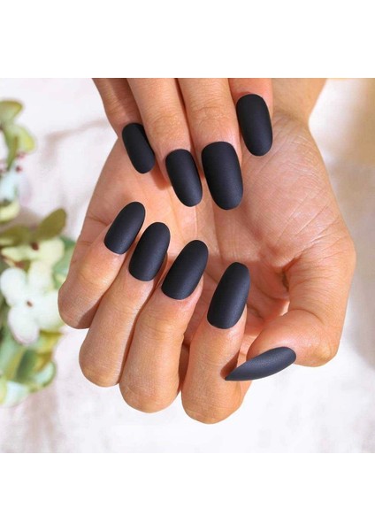 12 Adet Kendinden Yapışkanlı Tak ve Çık Mat Siyah Takma Tırnak fiyatları