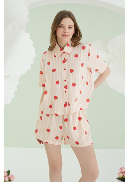 Turuncu Çilekli Şortlu Önden Düğmeli Pijama Takımı