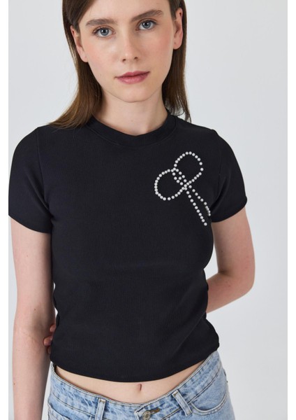 Siyah Inci Kurdele Işlemeli Crop Slim Fit Tişört 2229 modelleri