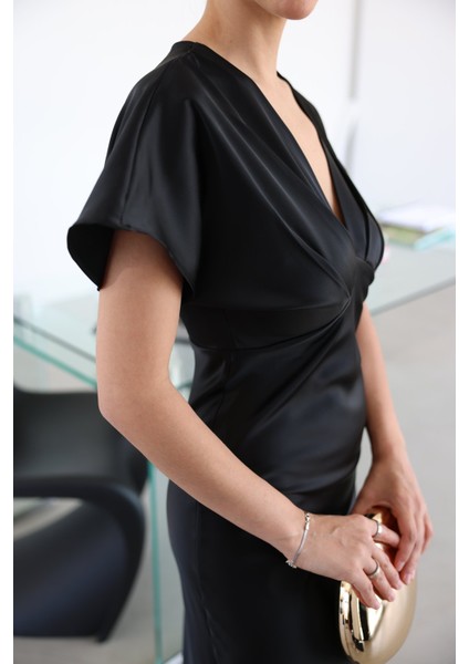 V Yaka Midi Boy Saten Elbise fırsatları