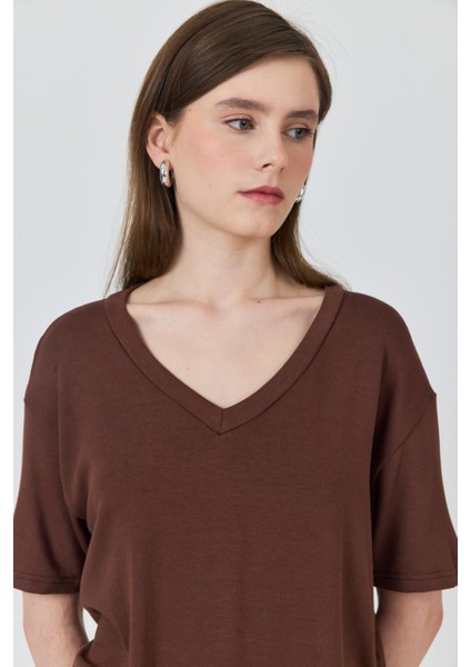 Kahve V Yaka Viskoz/yumuşak Kumaş Dökümlü Tişört 3077 fırsatları