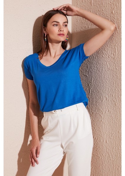 V Yaka Relaxed Fit Yırtmaç Detaylı 2'li Paket Bluz Bayan Bluz 5862000S2