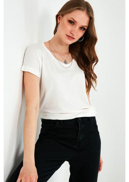 V Yaka Relaxed Fit Yırtmaç Detaylı 2'li Paket Bluz Bayan Bluz 5862000S2