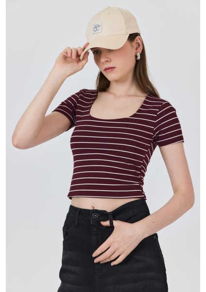 Bordo U Yaka Çizgili Tişört 4016