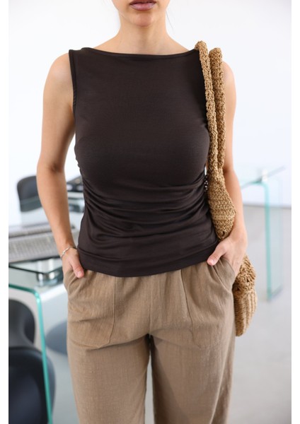 Yanları Büzgülü Kolsuz Bluz fiyatları