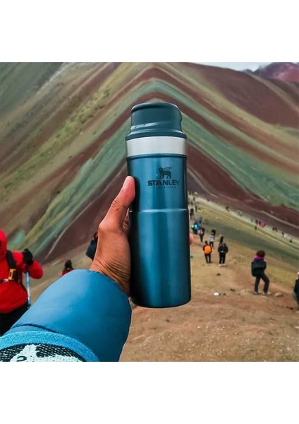 The Trigger-Action Travel Mug .0,47 Lt / 16OZ - Nightfall