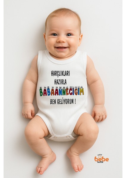 Harçlıkları Hazırla Babaanneciğim Ben Geliyorum Yazılı Pamuklu Ribana Çıtçıtlı Zıbın Body Bebe Tulum