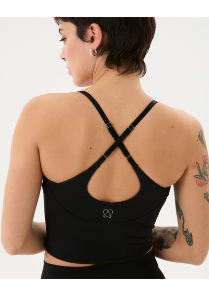 Kadın Siyah Recycled Active Spor Sütyen - Geri Dönüştürülmüş Polyester, Halter Yaka, Ayarlanabilir Çapraz Askılı, Göğüs Pedli Half-Crop fiyatları