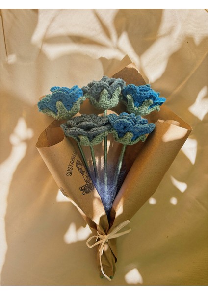 El Yapımı Amigurumi Mavi Gül Buketi – 5’li