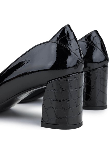 Kadın Hakiki Deri Siyah Comfort Ayakkabı 611 H61019 Bn Ayk Y25 Black Crc/black Vrnc fırsatları