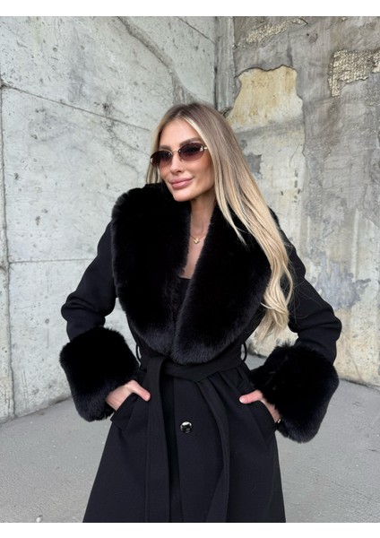 Siyah Kol ve Yaka Kürk Kaşe Kaban modelleri