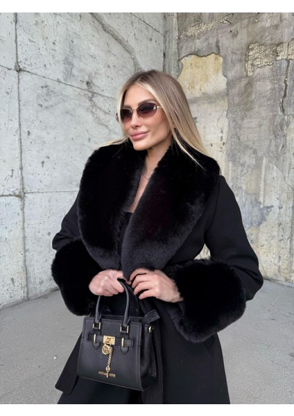 Siyah Kol ve Yaka Kürk Kaşe Kaban fırsatları