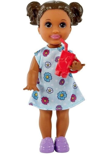 HCN19 Barbie Anaokulu Öğretmeni Oyun Seti
