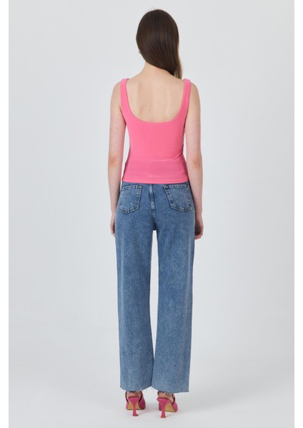 Pembe Kalın Askılı V Yaka Bluz 13293 indirimleri