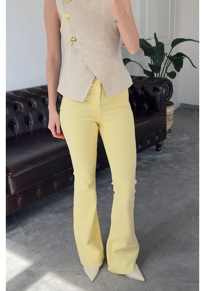 Marka Model Ispanyol Jean- Sarı