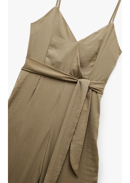 Aerobin Kumaş Kuşak Detaylı Kruvaze Askılı Geniş Paça Uzun Saten Tulum modelleri