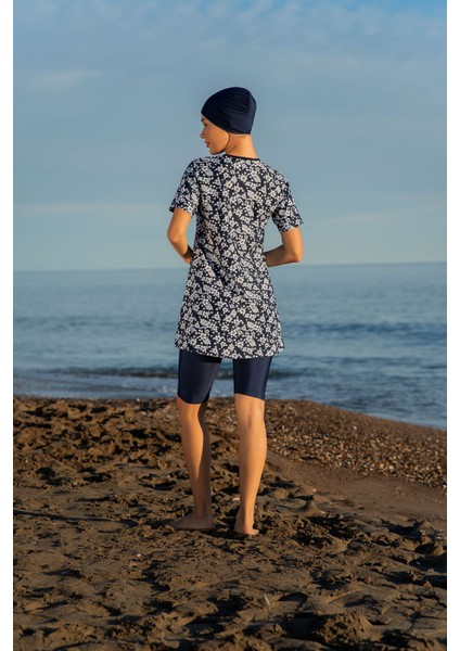 Lacivert Beyaz Çiçek Desenli Yarım Kol Büyük Beden Micro (Esnek ve Çabuk Kuruyan) Kumaş Yarı Tesettür Mayo fiyatları